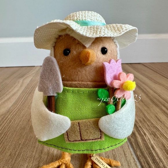 Target Featherly Friends 'Deckle' the Gardener Fabric Bird - Picture 4 of 10